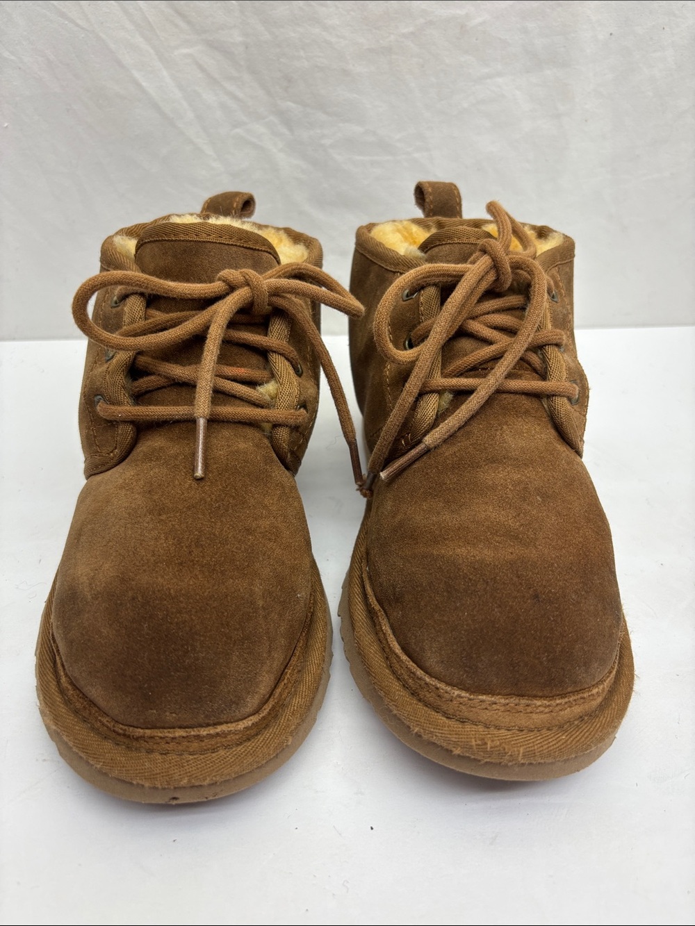 UGG kids Suede Lace-Up Ankle Boots, SZ 3 little boy, box 3 G